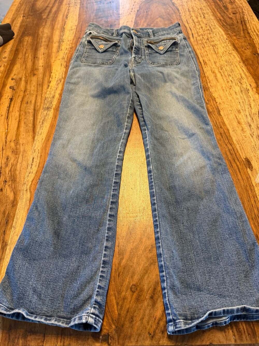 MOTHER The Weekender Flare Jeans with Zip Front Patch Pockets Size 27